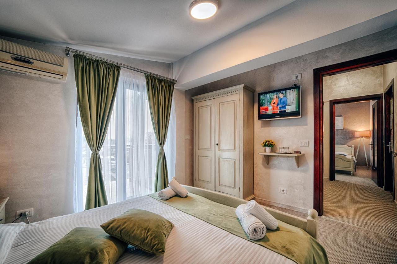 Casa Vatra Radauti Hostel Bagian luar foto