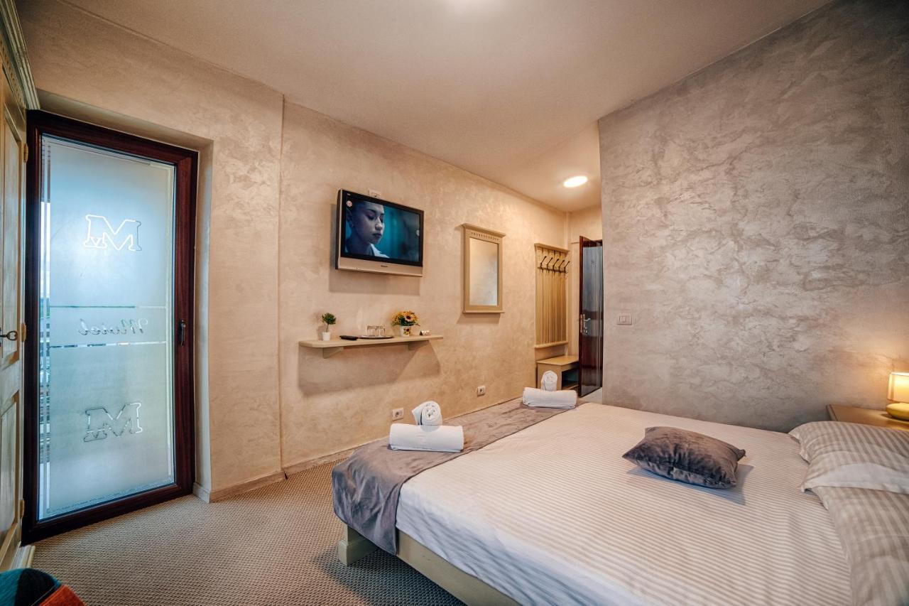Casa Vatra Radauti Hostel Bagian luar foto